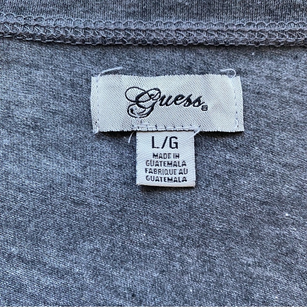 GUESS Charcoal Gray V-Neck Graphic Short Sleeve Tee - Picture 3 of 7